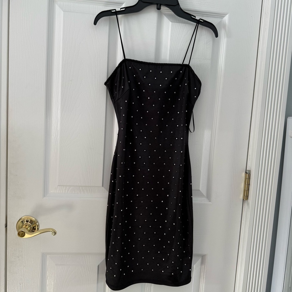 BRAND NEW WINDSOR MINI DRESS